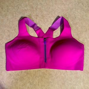 Brooks Dare Zip Run Sports Bra   Size 36 C/D  Magenta